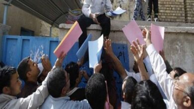 صورة لجنة الخدمات النيابية: جهات سياسية تستغل ملف التعيينات لتحقيق مكاسب انتخابية