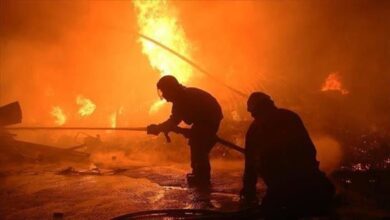 صورة الدفاع المدني في بغداد: نحو ألفي مخزن بني داخل مناطق سكنية بمواد قابلة للاحتراق
