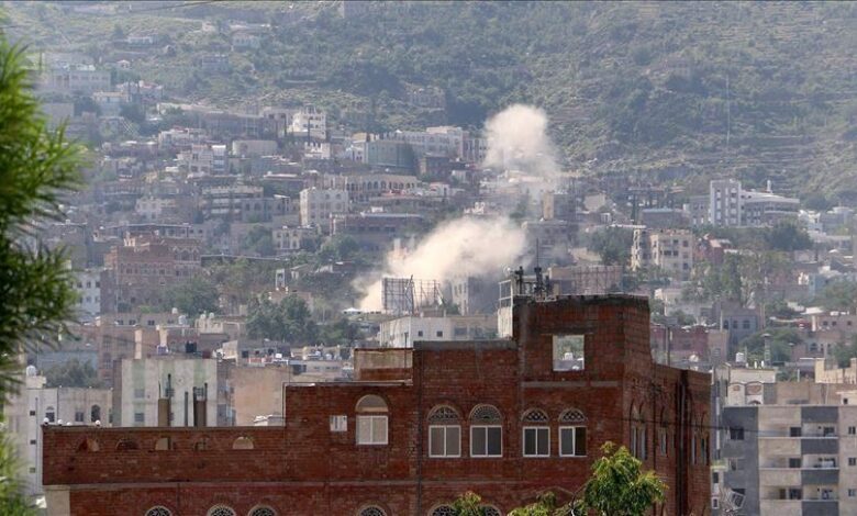 صورة مقتل 39 مدنيًا وإصابة آخرين بقصف صاروخي لميليشيا الحوثي جنوبي مأرب