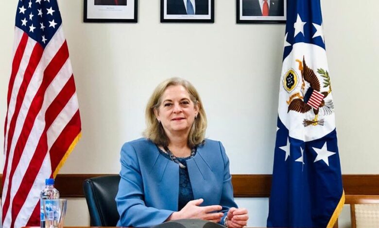 صورة البيت الأبيض: بايدن يرشح “إلينا إل رومانوفسكي” سفيرة جديدة في العراق