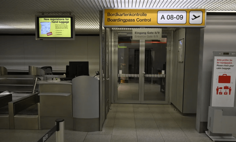 صورة مطار برلين يلغي جميع الرحلات الجوية بسبب إضراب نقابة العمال