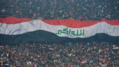 صورة بطولة الخليج العربي لم تحرف العراقيين عن مطالبتهم بحقوقهم