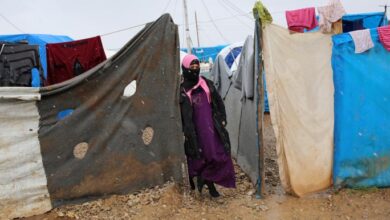 صورة الأزمة السياسية والفساد يعرقلان عودة النازحين