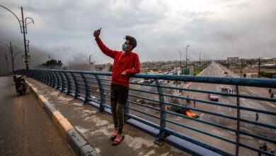صورة منتقدو الأوضاع المتردية في العراق يتعرضون للملاحقة تحت غطاء “مكافحة المحتوى الهابط”