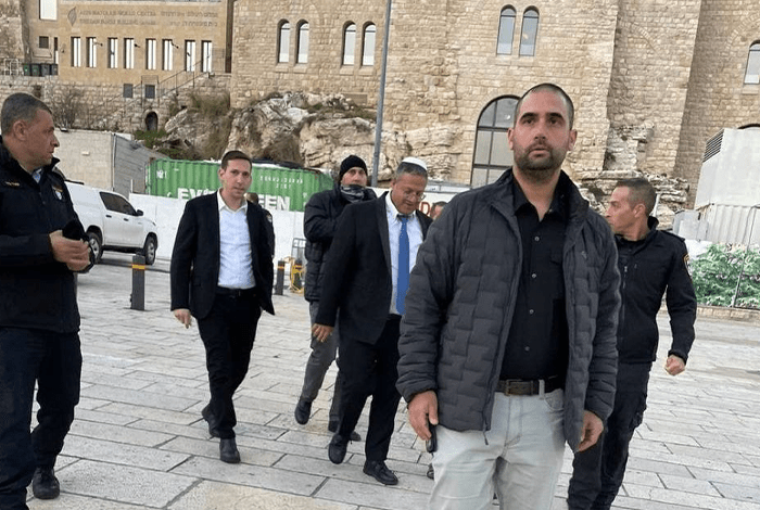 صورة الأردن يدين اقتحام وزير الأمن الصهيوني المسجد الأقصى