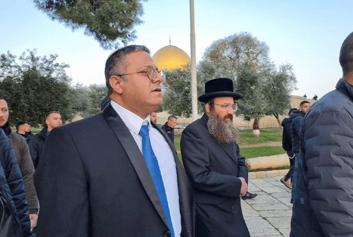 صورة الخارجية الفلسطينية تدين اقتحام وزير أمن الاحتلال باحات المسجد الأقصى