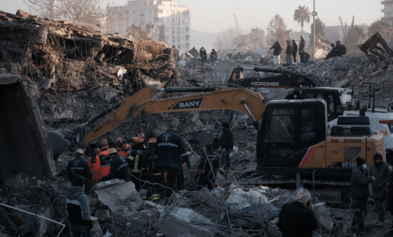 صورة حصيلة القتلى ترتفع إلى نحو 37 ألفًا في تركيا وسوريا