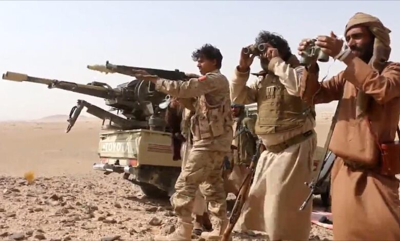 صورة احتدام المعارك في محافظة الجوف بين القوات الحكومية وميليشيا الحوثي