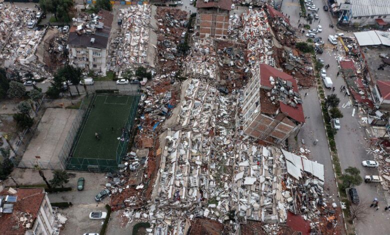 صورة الجاليات العربية تعلن عن تضامنها الكامل ووقوفها إلى جانب تركيا في مصابها الأليم