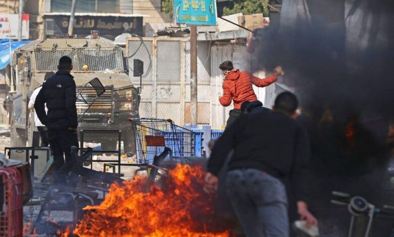 صورة مقتل 5 فلسطينيين وإصابة العشرات برصاص قوات الاحتلال في مدينة نابلس