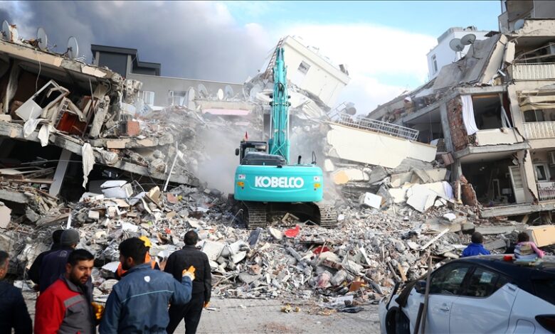 صورة عدد ضحايا الزلزال في تركيا يرتفع إلى أكثر من 8 آلاف قتيل