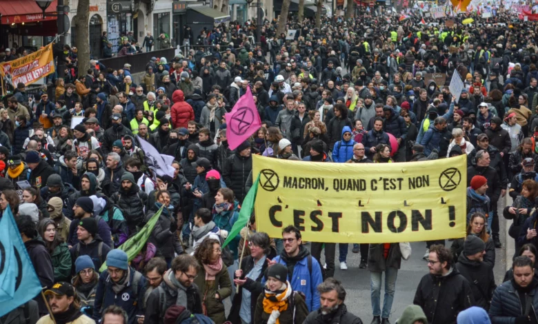 صورة وزارة الداخلية الفرنسية: 855 شخصًا اعتقلوا خلال تظاهرات ضد إصلاح نظام التقاعد