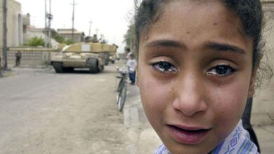 صورة العراق في قمة الفشل والفساد السياسي بعد عشرين عامًا من الاحتلال