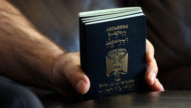 صورة عجز حكومي عن توفير المواد الأولية لطباعة جوازات السفر للعراقيين