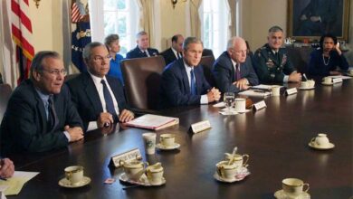 صورة وسائل اعلام غربية تتراجع بعد 20 عامًا عن العروض الزائفة وتدين غطرسة بوش باحتلال العراق