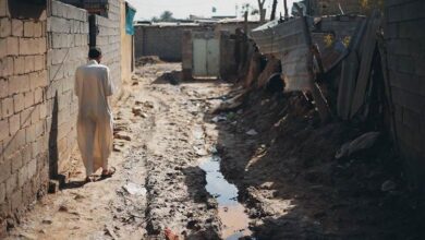 صورة لجنة الخدمات النيابية: الحكومة فشلت بالرقابة وإنهاء الفساد بالمشاريع
