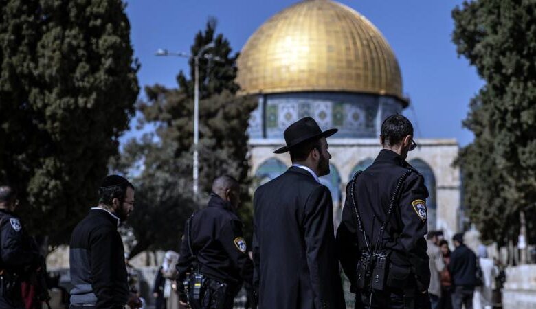 صورة شرطة الاحتلال ترفع حالة التأهب استعدادًا لحماية اقتحامات المستوطنين للأقصى