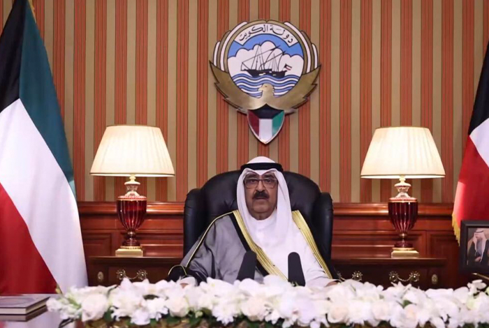 صورة ولي عهد الكويت يعلن حلّ البرلمان والدعوة لانتخابات جديدة