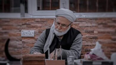 صورة هيئة علماء المسلمين تنعى الشيخ طيب البحركي الذي توفي عن عمر ناهز 85 عامًا