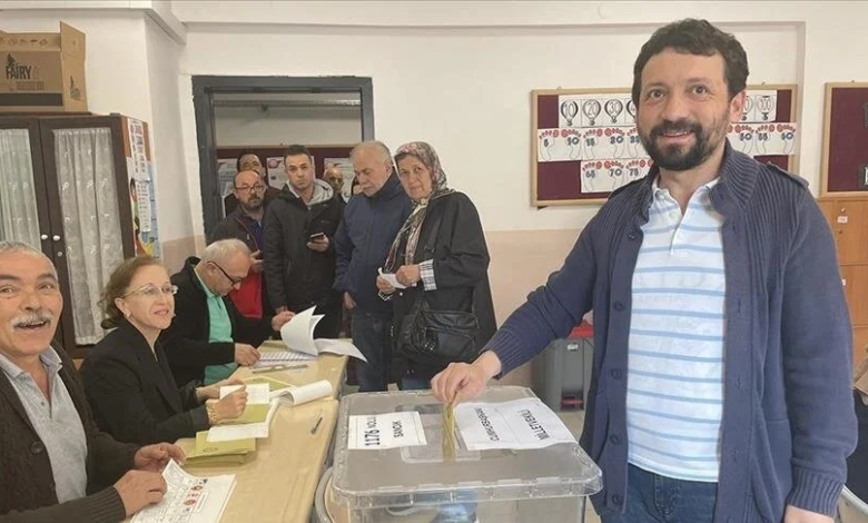 صورة الأتراك يبدأون التصويت في الانتخابات الرئاسية والبرلمانية