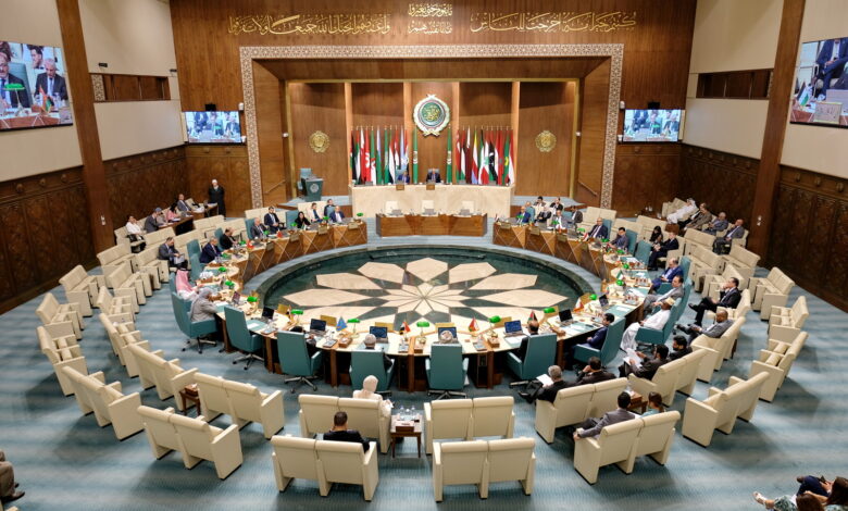 صورة الغارديان: إعادة جامعة الدول العربية نظام الأسد إليها أمر “بشع ومخز”