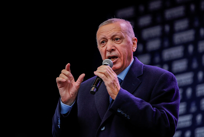 صورة الرئيس أردوغان ينتقد الإساءة لمتضرري الزلازل ويعلن عن زيارة لهم هذا الأسبوع