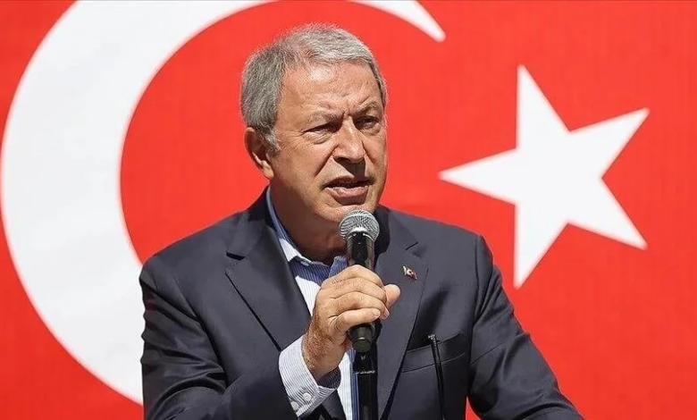 صورة وزير الدفاع التركي خلوصي أكار: تحييد 37 ألفًا و886 إرهابيًا منذ 2015