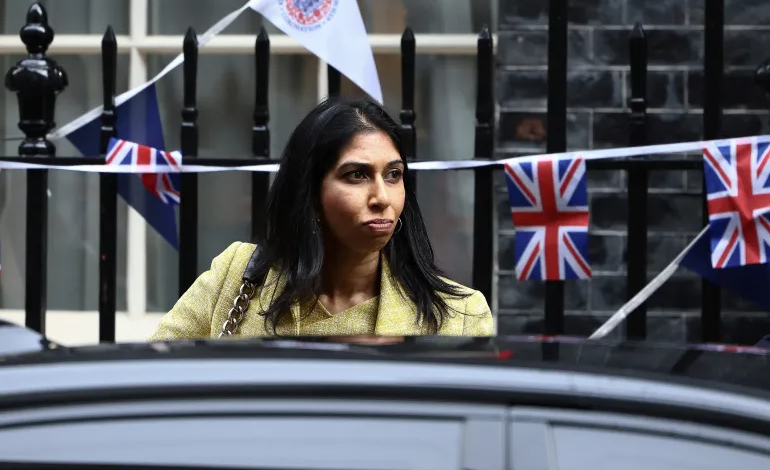 صورة مخالفة سرعة لوزيرة الداخلية البريطانية تدخل حكومة سوناك في أزمة جديدة