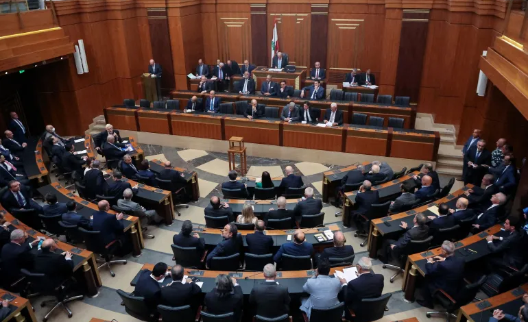 صورة مجلس النواب اللبناني يفشل للمرة الـ12 بانتخاب رئيس جديد للبلاد