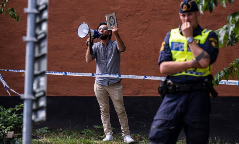 صورة منظمة التعاون الإسلامي: ندعو لاتخاذ تدابير ضد تكرار تدنيس المصحف الشريف