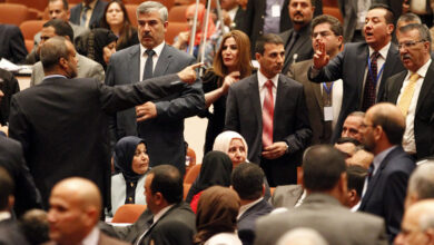 صورة برلمان العراق.. انحياز للسلطة وتقاطع مع الشعب!!