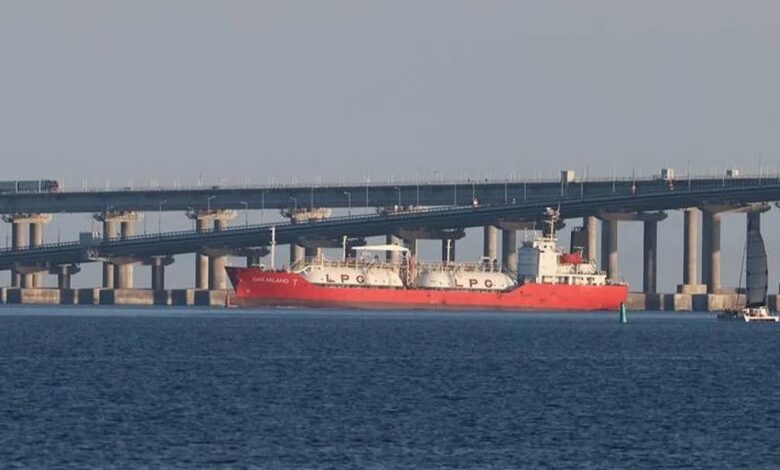 صورة ارتفاع أسعار القمح بعد استخدام أوكرانيا طائرات مسيرة لاستهداف الناقلات الروسية