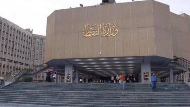 صورة لجنة النزاهة: الأحزاب تمول نفسها من تراكم الفساد في وزارة النفط