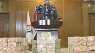 صورة سرقة القرن تتحول إلى فضحية تاريخية بعد نهب 8 مليارات دولار وليس 2.5 مليار دولار