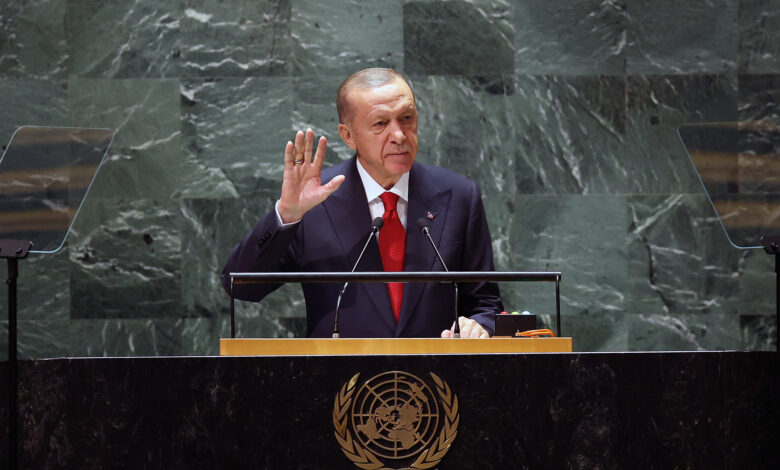 صورة الرئيس التركي أردوغان: مجلس الأمن لم يعد ضمانة للأمن العالمي