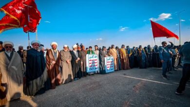 صورة مسرحية عناصر الميليشيات في طريبيل تثير تهكم العراقيين والفلسطينيين معًا