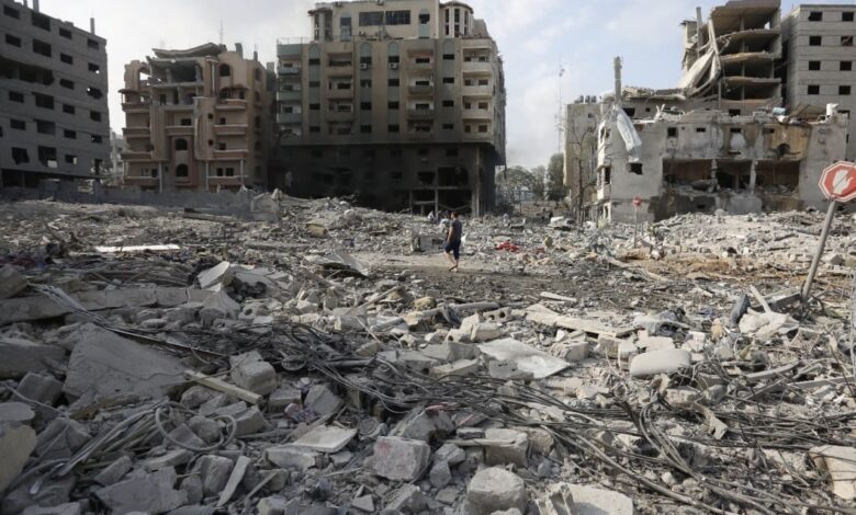 صورة مقتل 3 صحفيين في غارة لطائرات الاحتلال على برج سكني بغزة