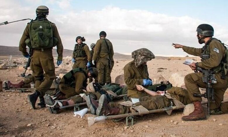 صورة جيش الاحتلال يعلن مقتل جنديين وإصابة 5 آخرين في المعارك الجارية شمالي غزة