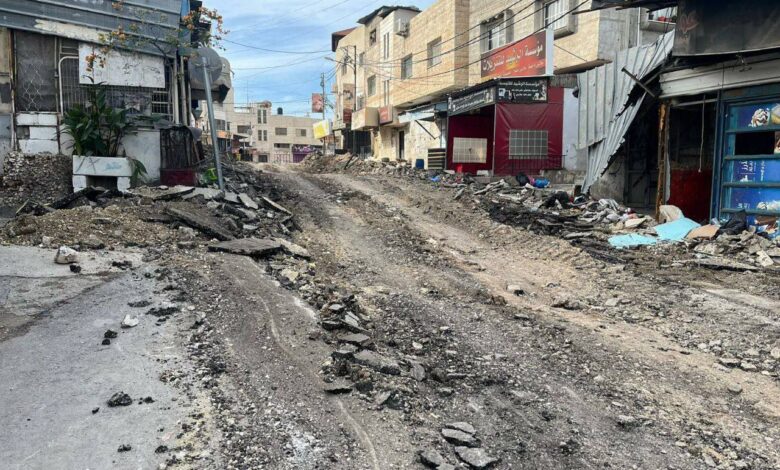 صورة قوات الاحتلال تقتحم مخيم الدهيشة في الضفة الغربية وتعتقل عددًا من الفلسطينيين