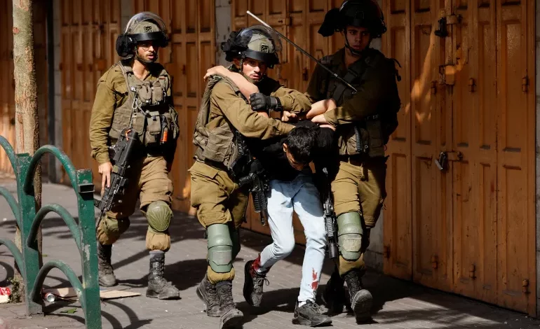 صورة مؤسسات الأسرى: 3290 حالة اعتقال في الضفة الغربية منذ 7 تشرين الأول الماضي