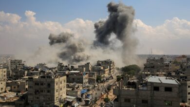 صورة كذبة الأسلحة في مستشفى الشفاء تعيد إلى الأذهان أكذوبة أسلحة الدمار الشامل في العراق