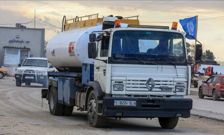 صورة رغم الهدنة المؤقتة.. استمرار أزمة الوقود في قطاع غزة