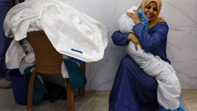 صورة قوات الاحتلال توغل في جرائم الإبادة بقصف جديد على مخيم جباليا