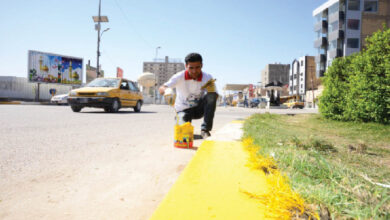 صورة حكومة الإطار التنسيقي.. لا تقوم بواجباتها وتطالب الناس بأعمال تطوعية بدلًا عنها!!