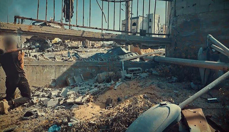 صورة المقاومة الفلسطينية تؤكد تصديها للقوات المتوغلة بمناطق عدة من قطاع غزة