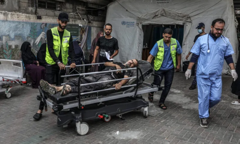 صورة وزارة صحة غزة: الاحتلال يتحمل المسؤولية مع تهديد حياة المرضى والطواقم الطبية