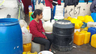 صورة وحشية الاحتلال جعلت الحصول على المياه مسألة موت أو حياة في غزة