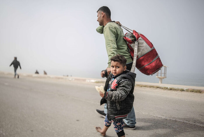 صورة التجويع جريمة إبادة مستمرة في غزة وسط تخاذل دولي