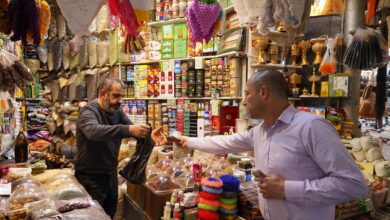 صورة الفتور يخيم على الأسواق المحلية في العراق جراء ارتفاع الأسعار عشية رمضان