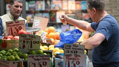 صورة رسوم بريطانيا الحدودية الجديدة تثير مخاوف بشأن تداعيات محتملة على المستهلكين